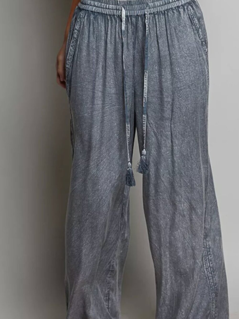 # POL WIDE LEG DRAWSTRING PANT